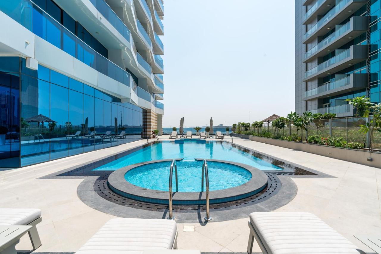 Exclusive Globalstay Apartments In Business Bay Free Parking & More! Dubai Luaran gambar