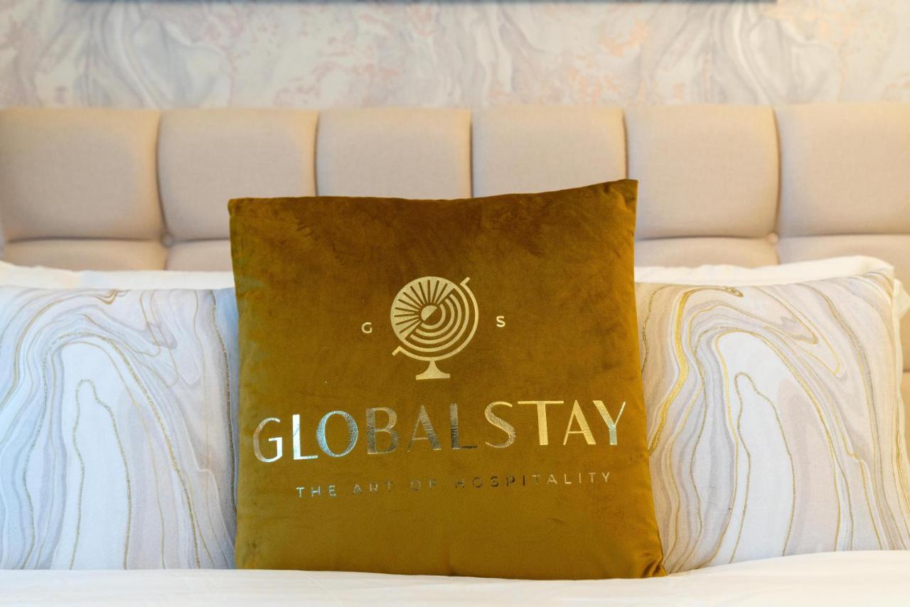 Exclusive Globalstay Apartments In Business Bay Free Parking & More! Dubai Luaran gambar