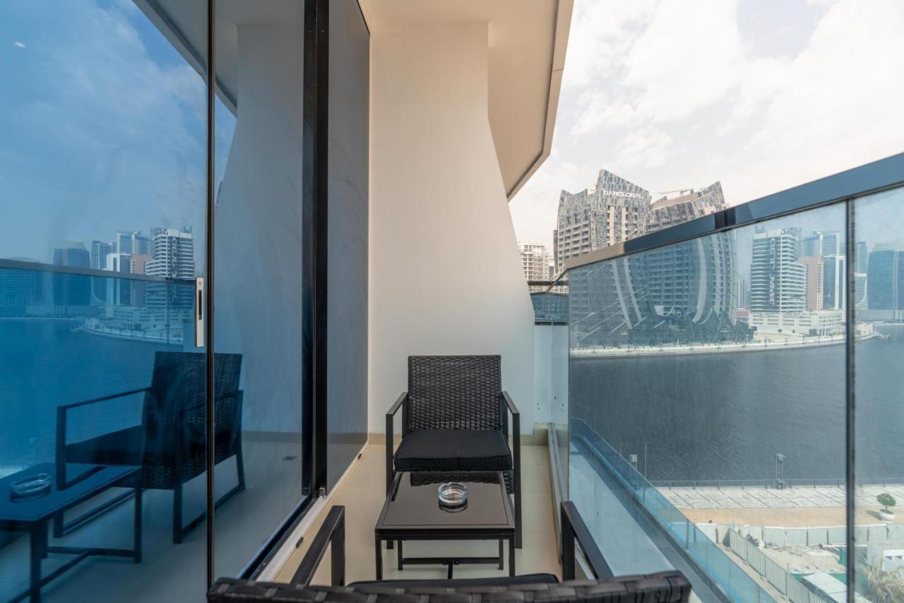 Exclusive Globalstay Apartments In Business Bay Free Parking & More! Dubai Luaran gambar