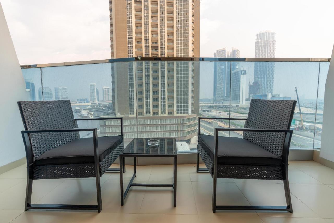 Exclusive Globalstay Apartments In Business Bay Free Parking & More! Dubai Luaran gambar